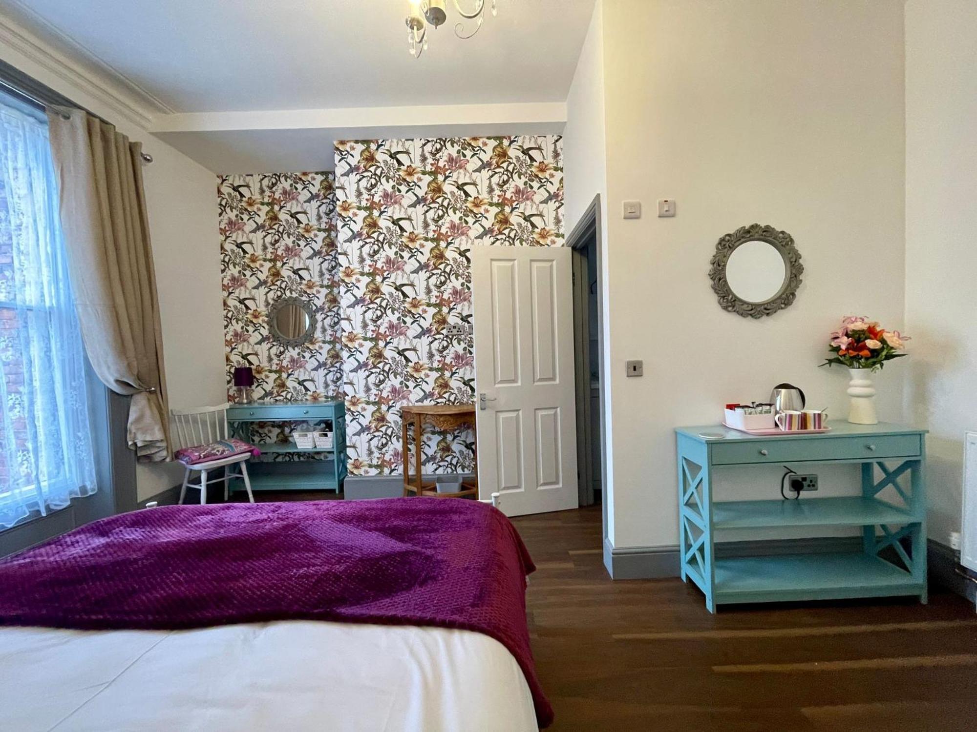 Lilyrose Hotel Whitby Room photo